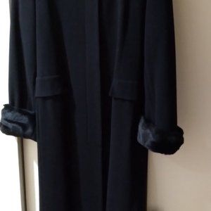 Beautiful Albert Nipon Designer Black Coat, Wool, Get It Now!